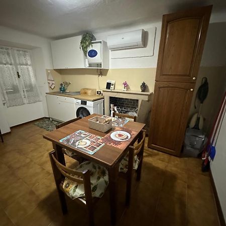 Casa Vacanze Da Meryon Albiano Magra Exterior foto